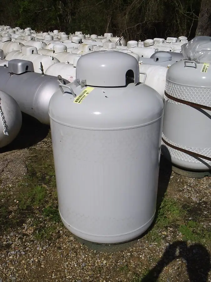 New 120 Gallon Vertical Propane Tank